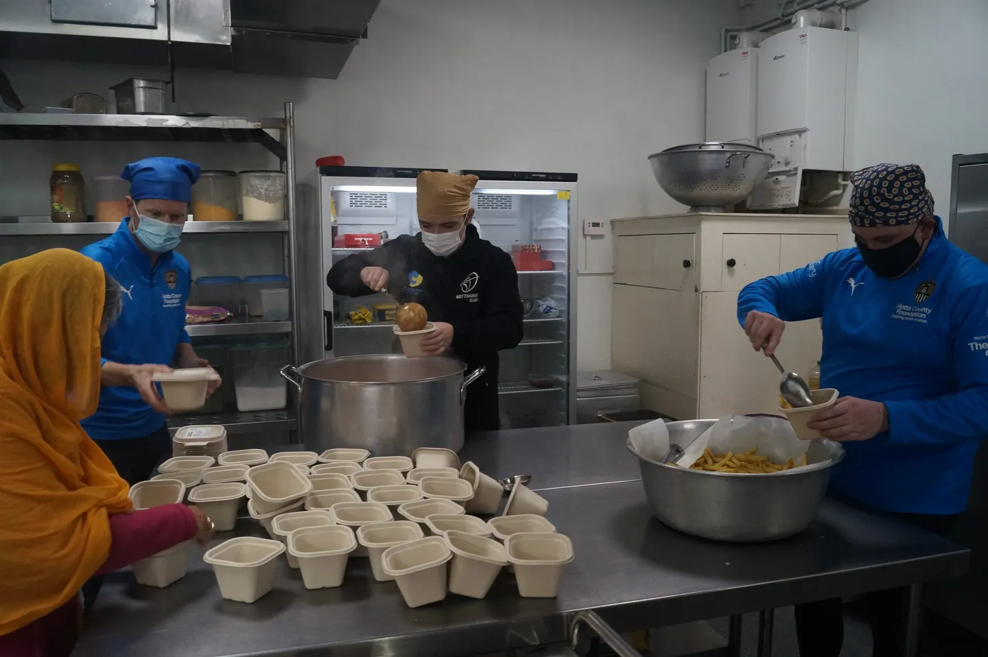 Notts County Foundation and Nottingham Rugby volunteer with Guru Nanak’s Mission